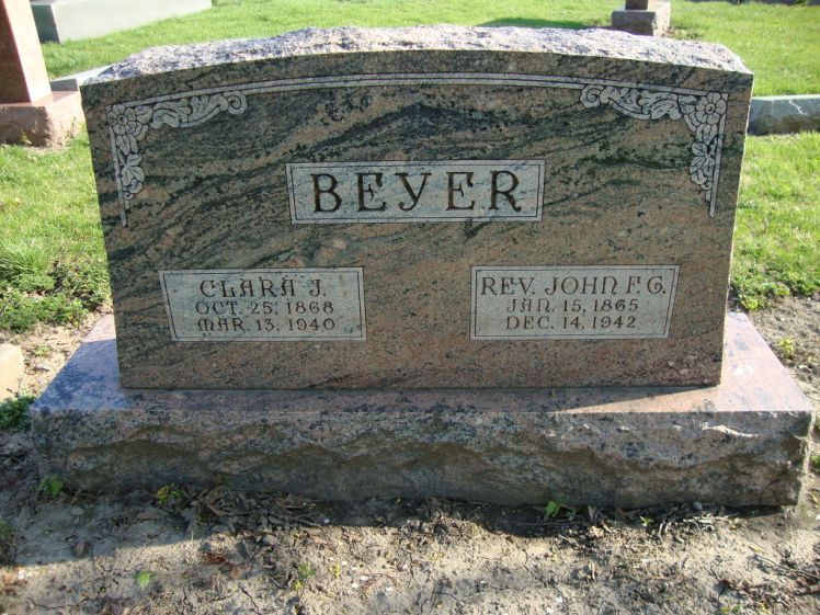 Rev. John and Clara Beyer gravestone