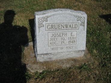 Joseph Gruenwald gravestone Trinity Altenburg MO